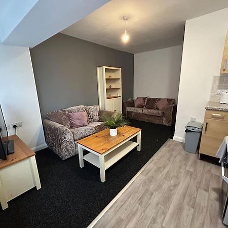 Two Bedroom Apartment Room 18 Stockton-on-Tees Exteriör bild