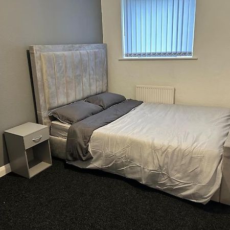 Two Bedroom Apartment Room 18 Stockton-on-Tees Exteriör bild